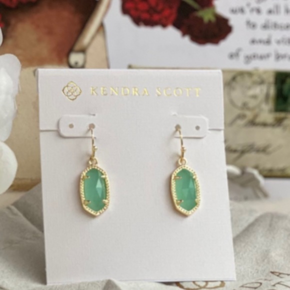 NEW KENDRA SCOTT LEE EARRINGS IN CHALCEDONY GREEN - Picture 2 of 7
